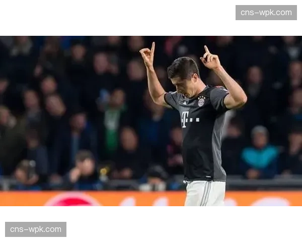 深度回顾：回顾十年前莱万多夫斯基的五子登科神迹